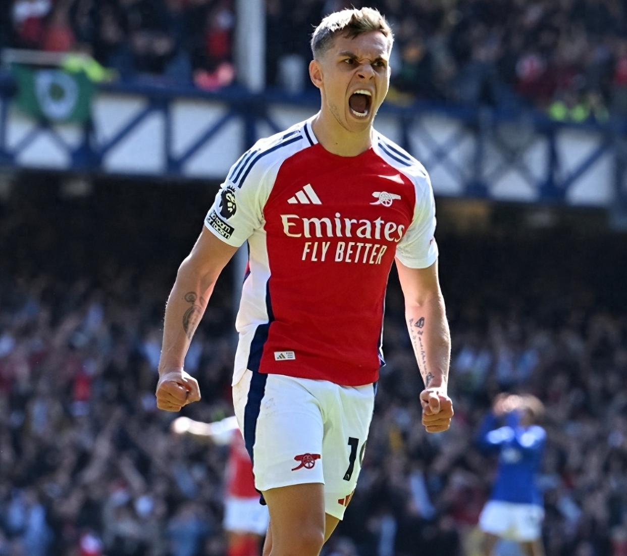 伊尔泽：从电工到带霍村德甲竞争欧冠席位，我的经历